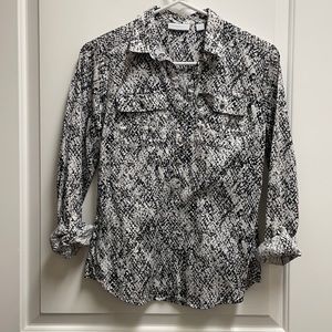 Women’s XS, New York and Company, Gray and white print blouse